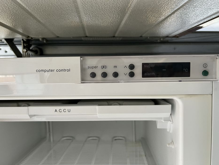 Продам морозильну камеру