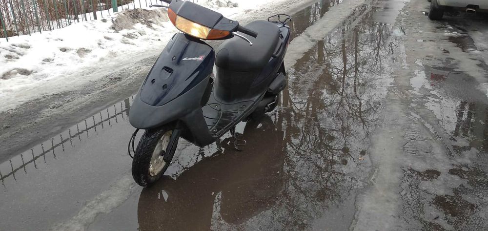 Скутер Suzuki Lets