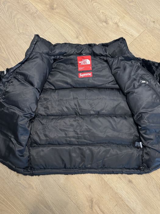 Supreme x The North Face tamanho S