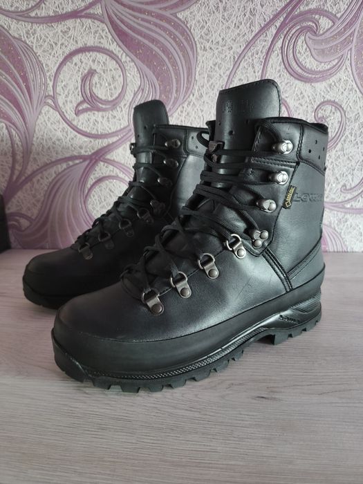 Черевики - берцы  Lowa Gore-Tex