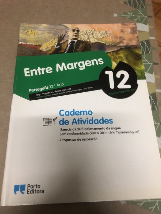 Livro de caderino de atividades do livro entre Margens 12 ano