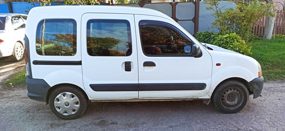 Автомобіль Renault Kangoo