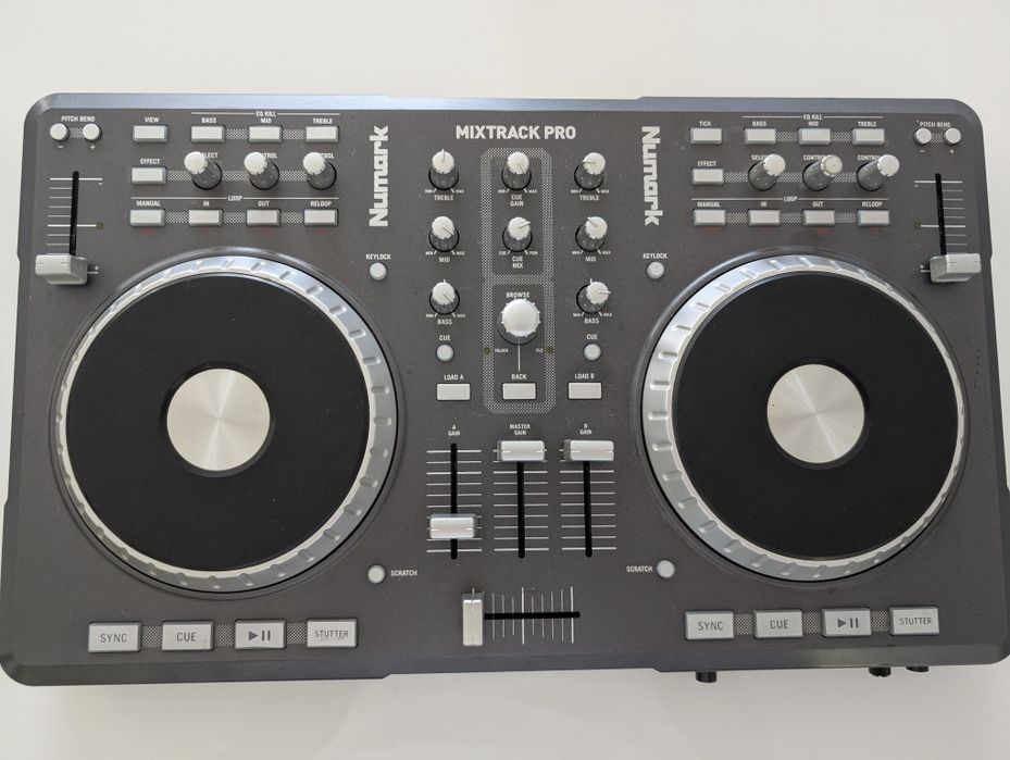 Kontroler DJ - Numark Mixtrack Pro