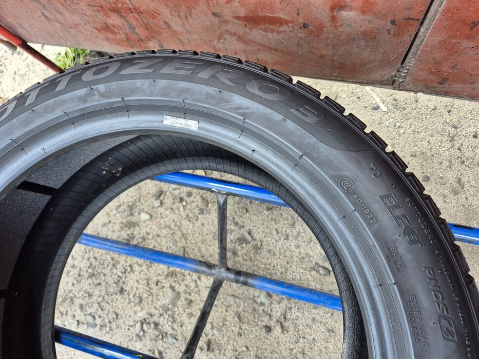 255/45/19 R19 Pirelli Sottozero 3 TO 4шт ціна за 1шт шини
