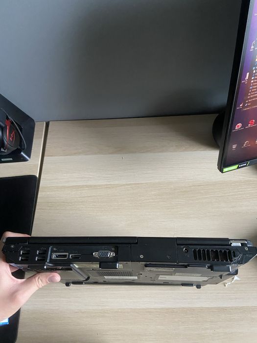 Retro laptop gamingowy ASUS G1S C2D T7300 3 gb 8600m gt 120gb SSD