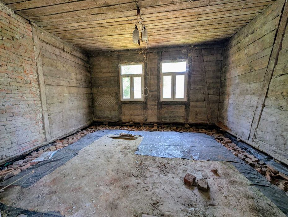 Продаж квартири, половини будинку на вул. 22 Січня
