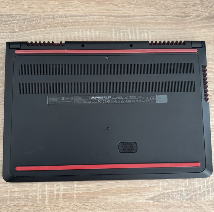 Dell Inspiron 7559 i7 / 16GB / SSD + HDD / GTX 960M / Full HD