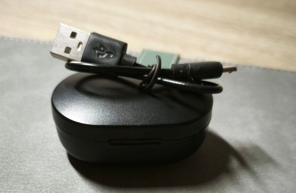 Бездротові навушники