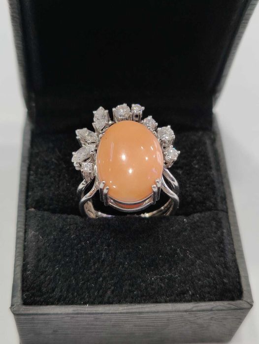 Złoty Pierścionek z Brylantami i Koralem r.15