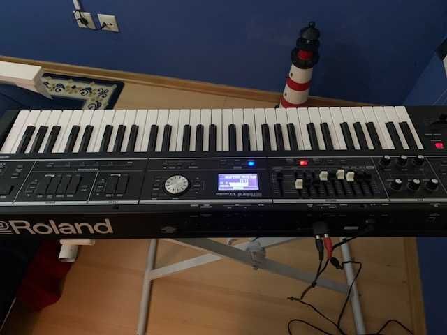 Teclado Sintetizador Roland VR -09