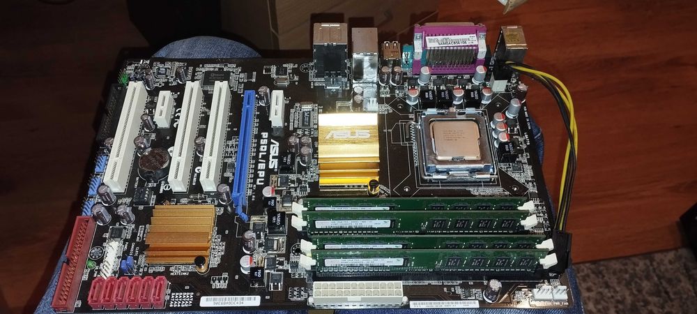 komputer stacjonarny gigabyte, asus, intel core, ati radeon, zalman