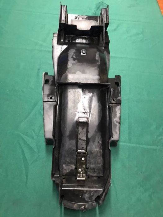 peças suzuki Gsx750F e gsx600f ano 1998 até 2004 gsxf 750 banco farol