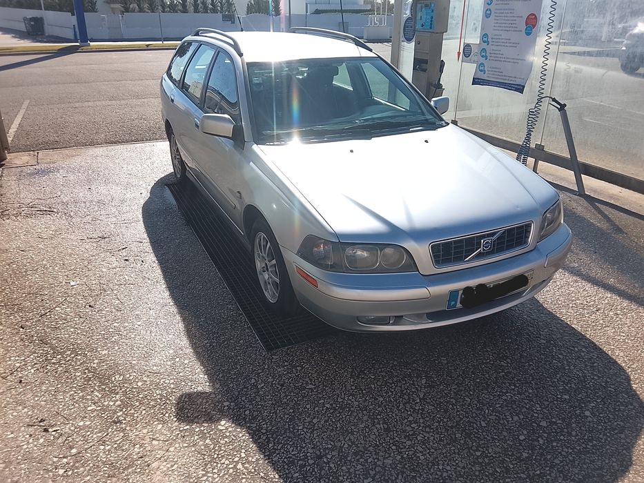 Volvo V40 1.6 bom estado