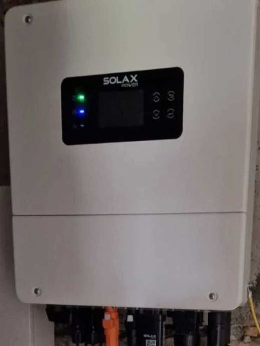 Інвертор SOLAX POWER Model: X1-HYB-6.0-LV-EU