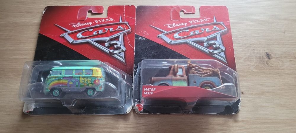 Złomek + Fillmore Auto Cars 1:55 Disney Pixar