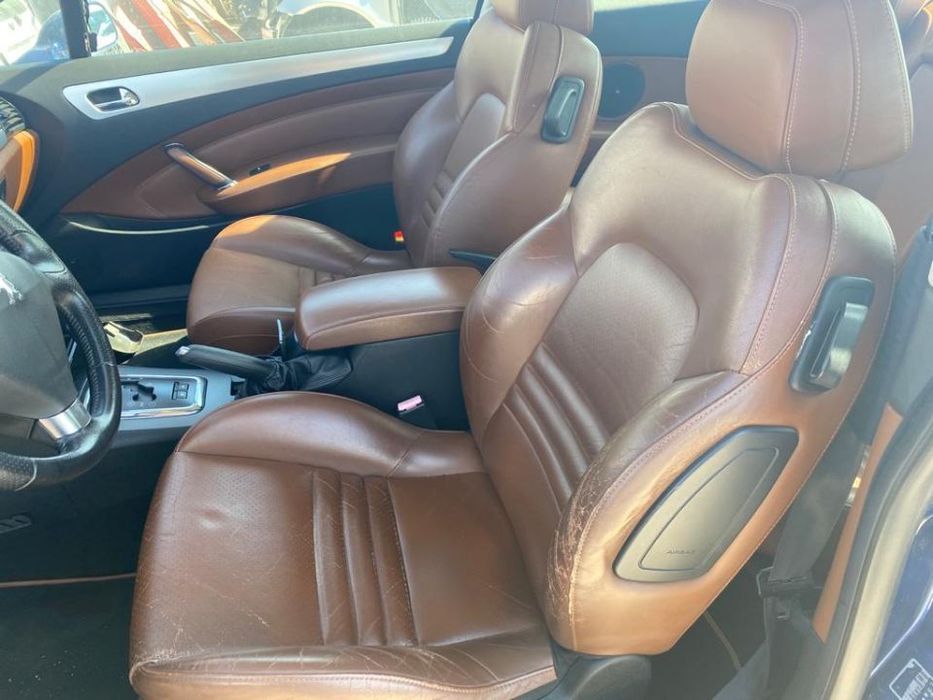 Peugeot 407 Coupe  2.7 V6 Para Peças