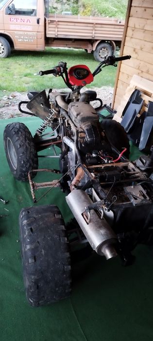 Sprzedam quada Piaggio Arctic cat 4x4 z dokumentami do rejestracji