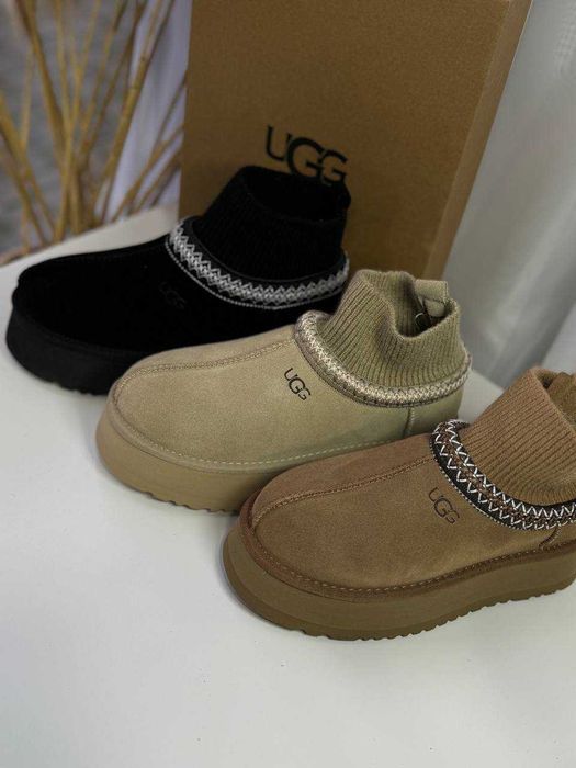 продам чоботи ботинки жіночі УГГ Агг UGG Уги 4 кольори