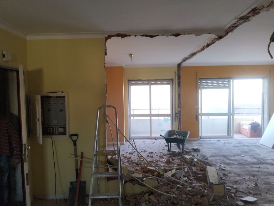 Demolições e recolhas de entulhos