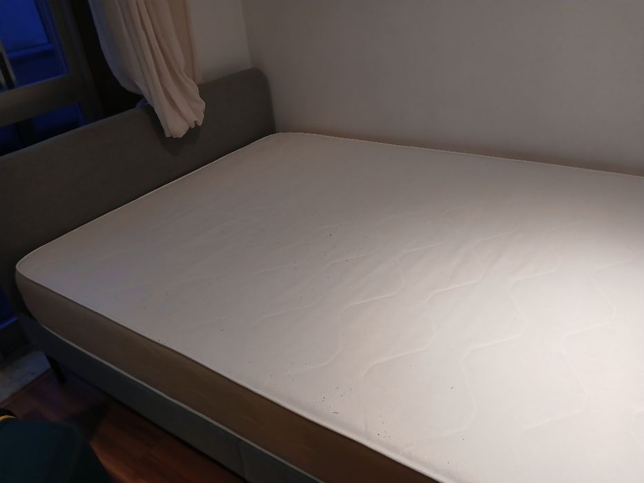 Cama e Colchão 140x200