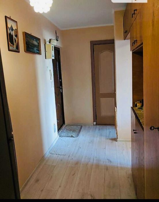 Продам квартиру 3 ком Победа 4