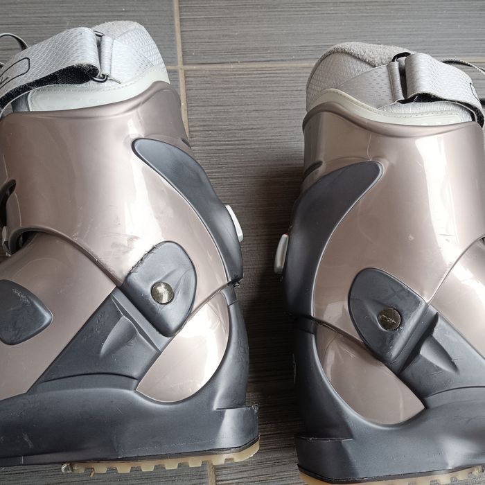 Buty narciarskie Rossignol 24,5 skorupa 285 mm