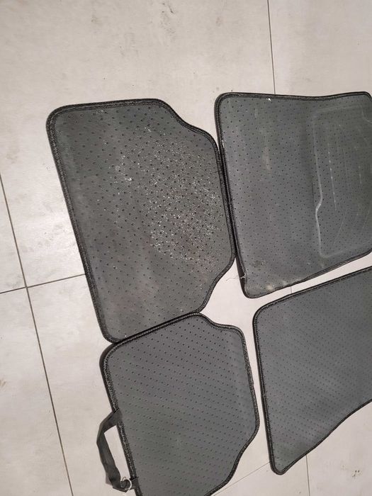 Dywaniki materiałowe Seat Ibiza komplet