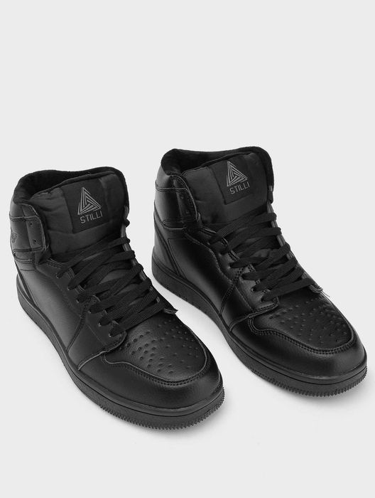 Зимові високі кросівки