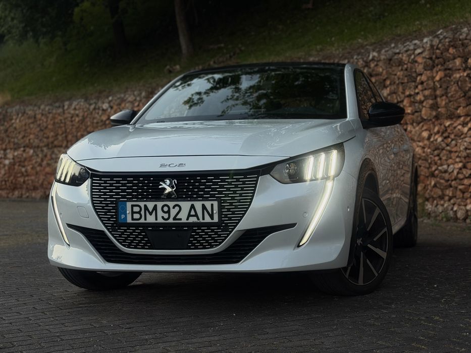 Peugeot e208 GT Full extras