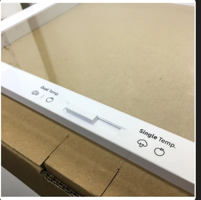 Полка нижняя (над ящиком Optimal Fresh) для холодильника Samsung RB38C