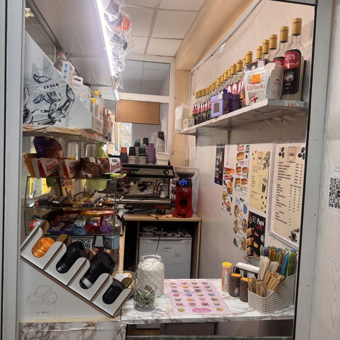 Продається кавярня, в офісному приміщенні, готовий бізнес