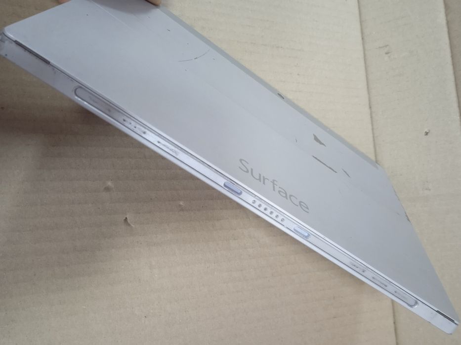 Microsoft Surface RT 1572 "32gb"
