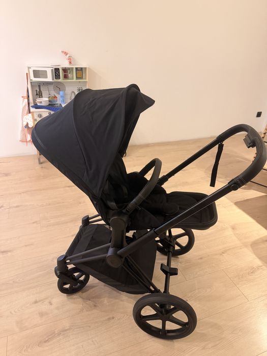 Piekny Cybex priam 4.0 deep black spacerowy