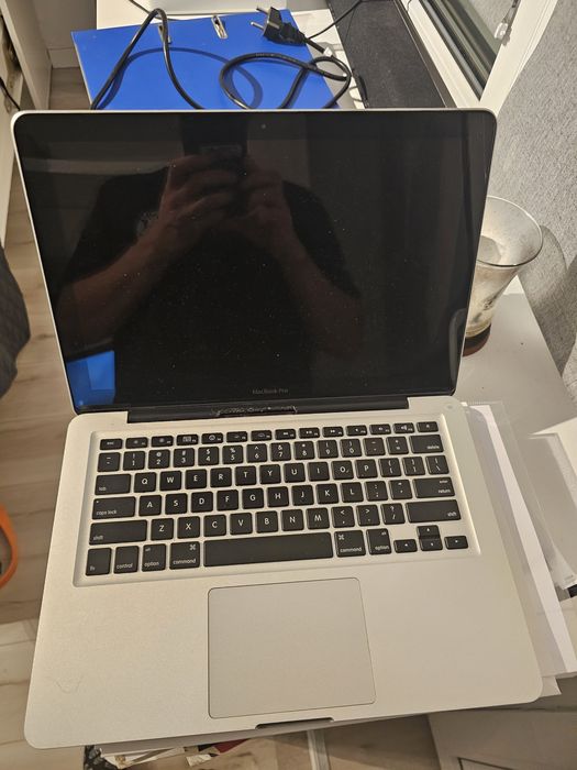 Macbook pro 2011 apple