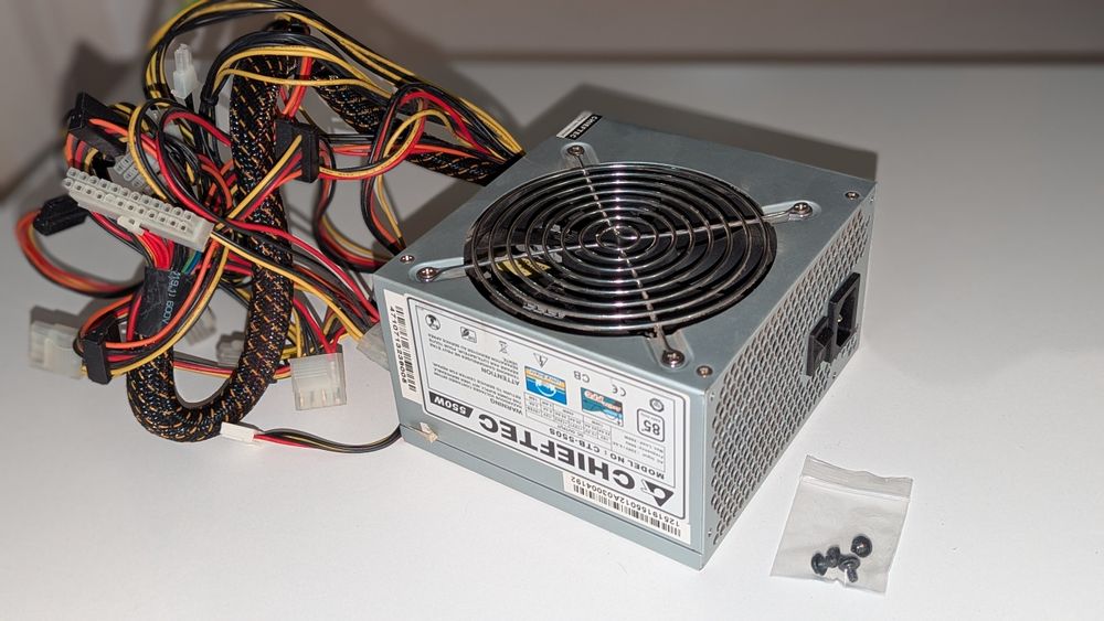 Блок живлення Chieftec CTB-550S 550W ATX12V