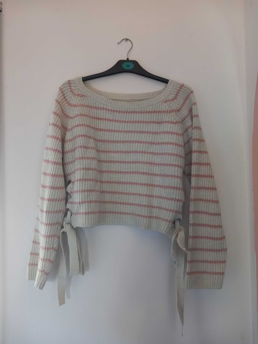 Malha pelo umbigo T. M