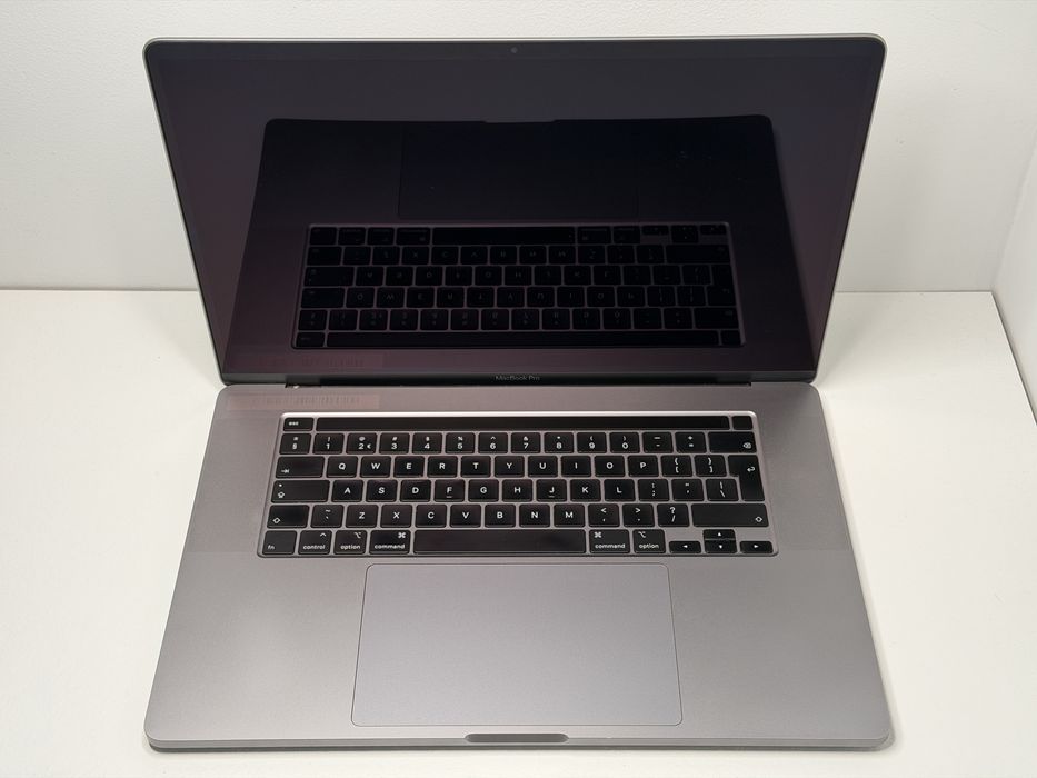 MacBook Pro 16 (A2141) - uszkodzony - faktura VAT 23%
