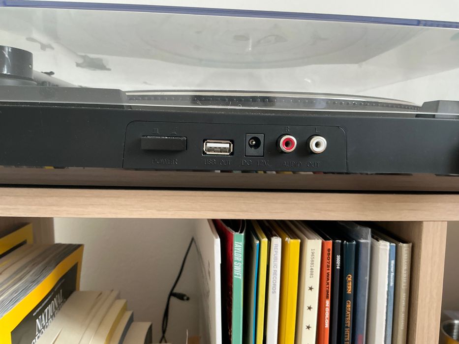 Gira-Discos JVC AL-F50B