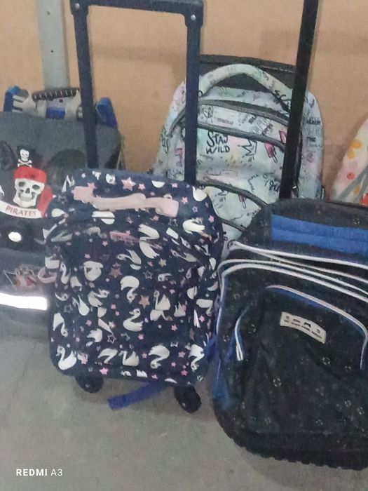 Trolleys kids em bom estado
