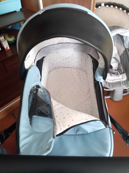 Продам дитячий візочок