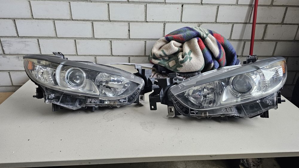 Оригинальные фары Мазда 6 GJ Америка 2016 г. (Комплект)
