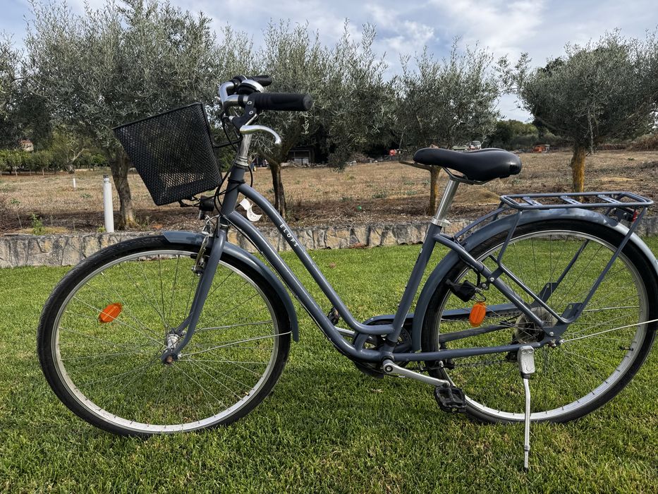 Bicicleta de Cidade ELOPS 520 – Muito Pouco Uso + Pneus Novos