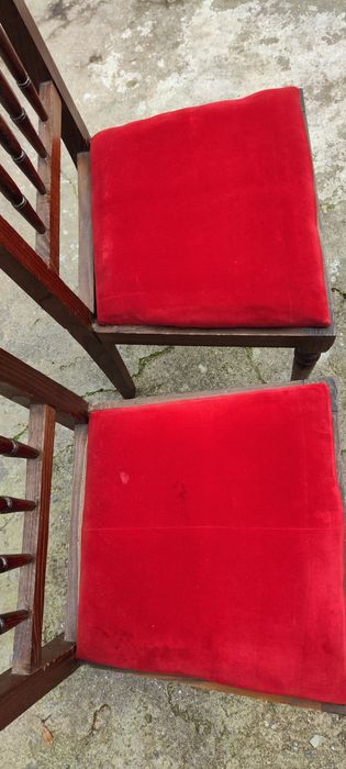 Cadeiras para restaurar