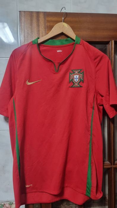 Camisola  da selecao de portugal  Camisola retro da nike