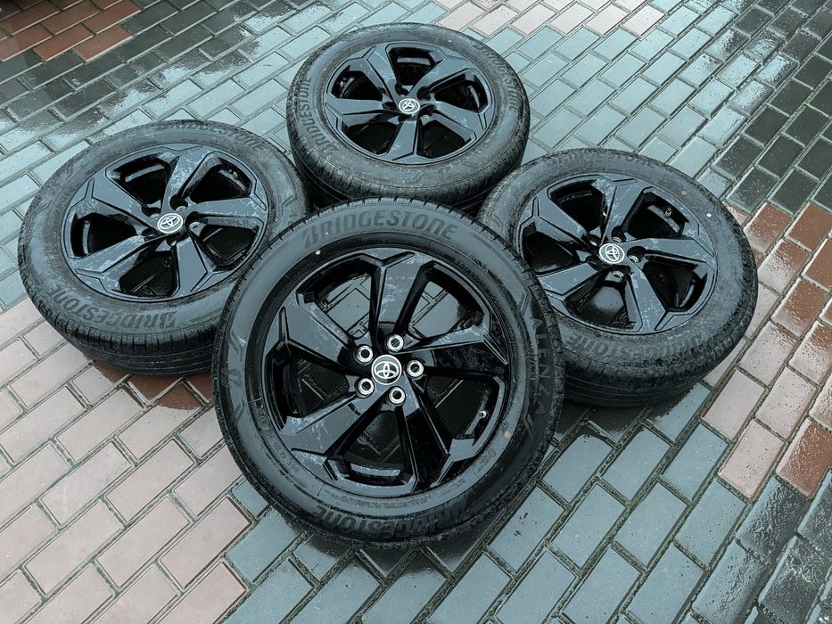 Toyota RAV4 2020 Диски з резиною BRIDGESTONE 225/60 R18. В