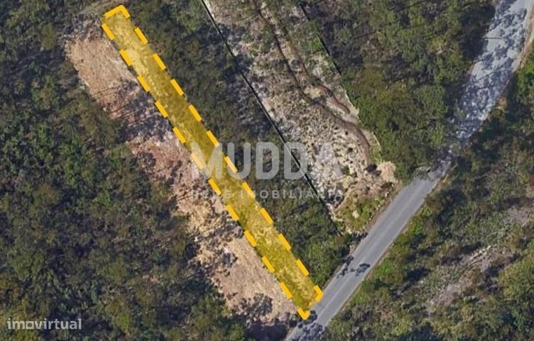 Terreno Rústico com 830 m2 em Arada