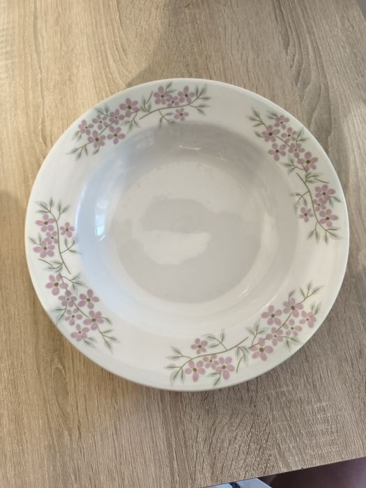 Zestaw talerzy porcelana