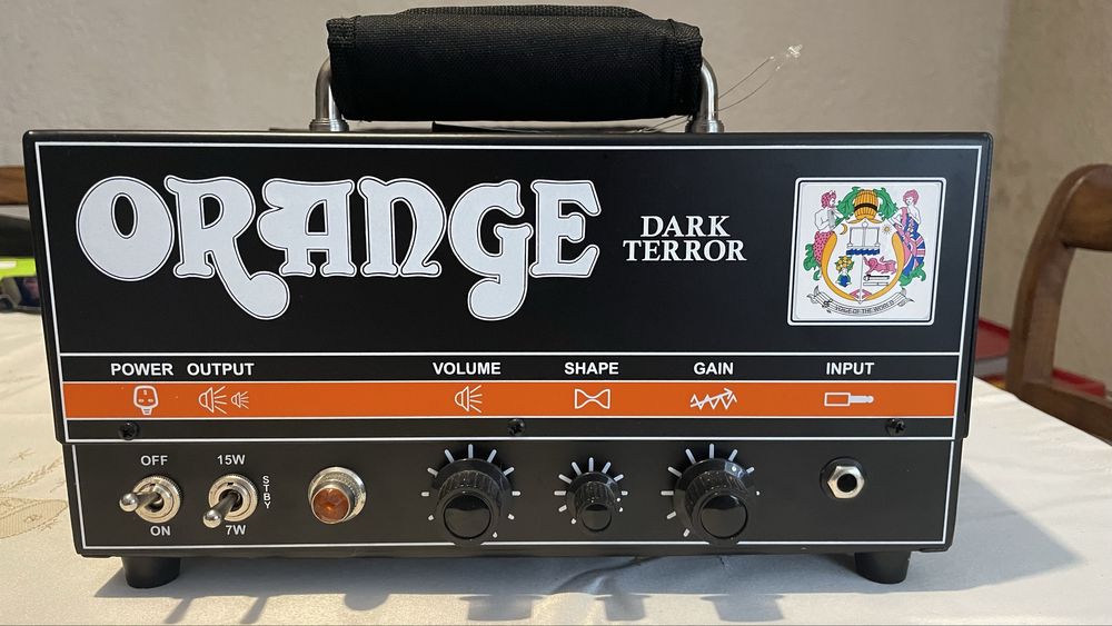 Orange dark terror amplificador