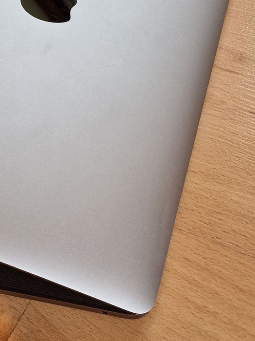 Macbook Pro A1708 uszkodzony
