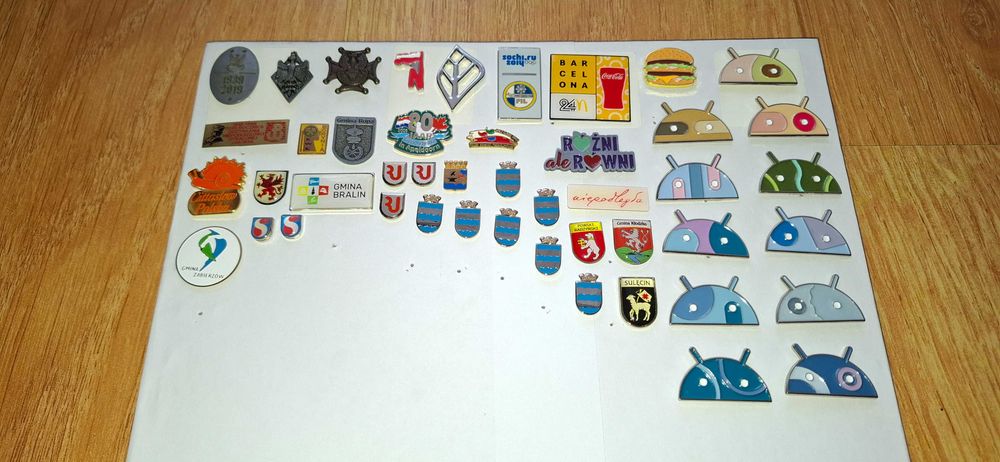 Przypinki PIN na sprzedaż